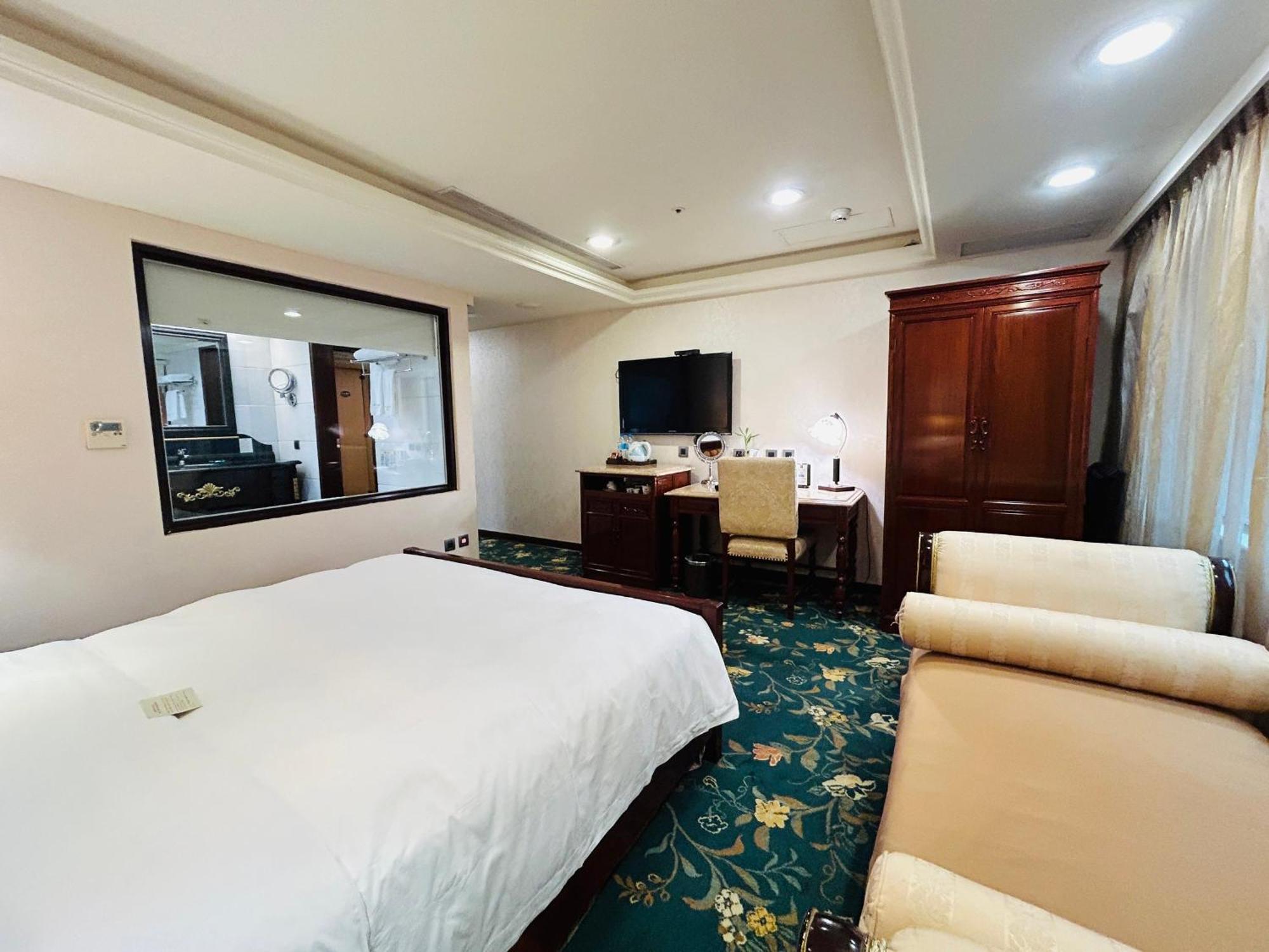 Royal Seasons Hotel Taipei ‧ Nanjing W. Exterior foto