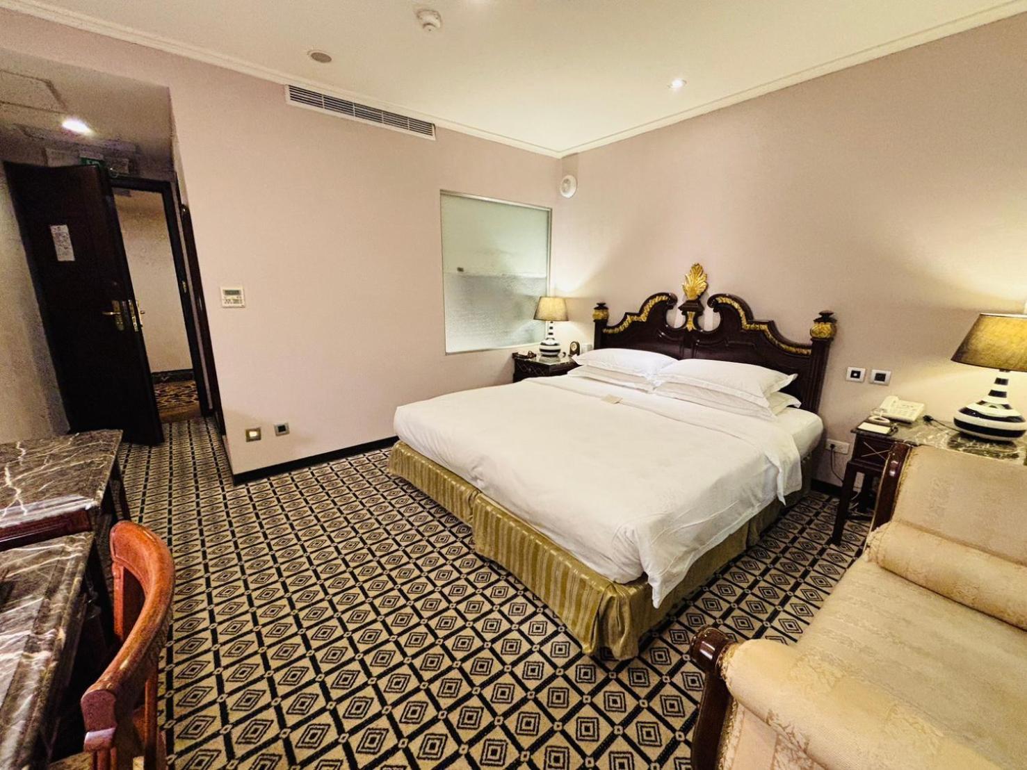 Royal Seasons Hotel Taipei ‧ Nanjing W. Exterior foto