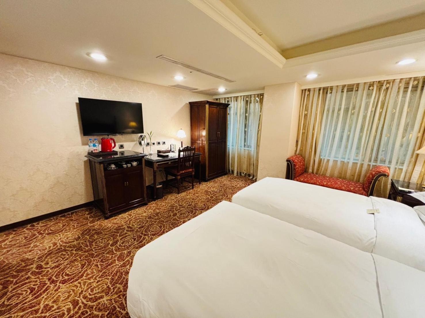 Royal Seasons Hotel Taipei ‧ Nanjing W. Exterior foto