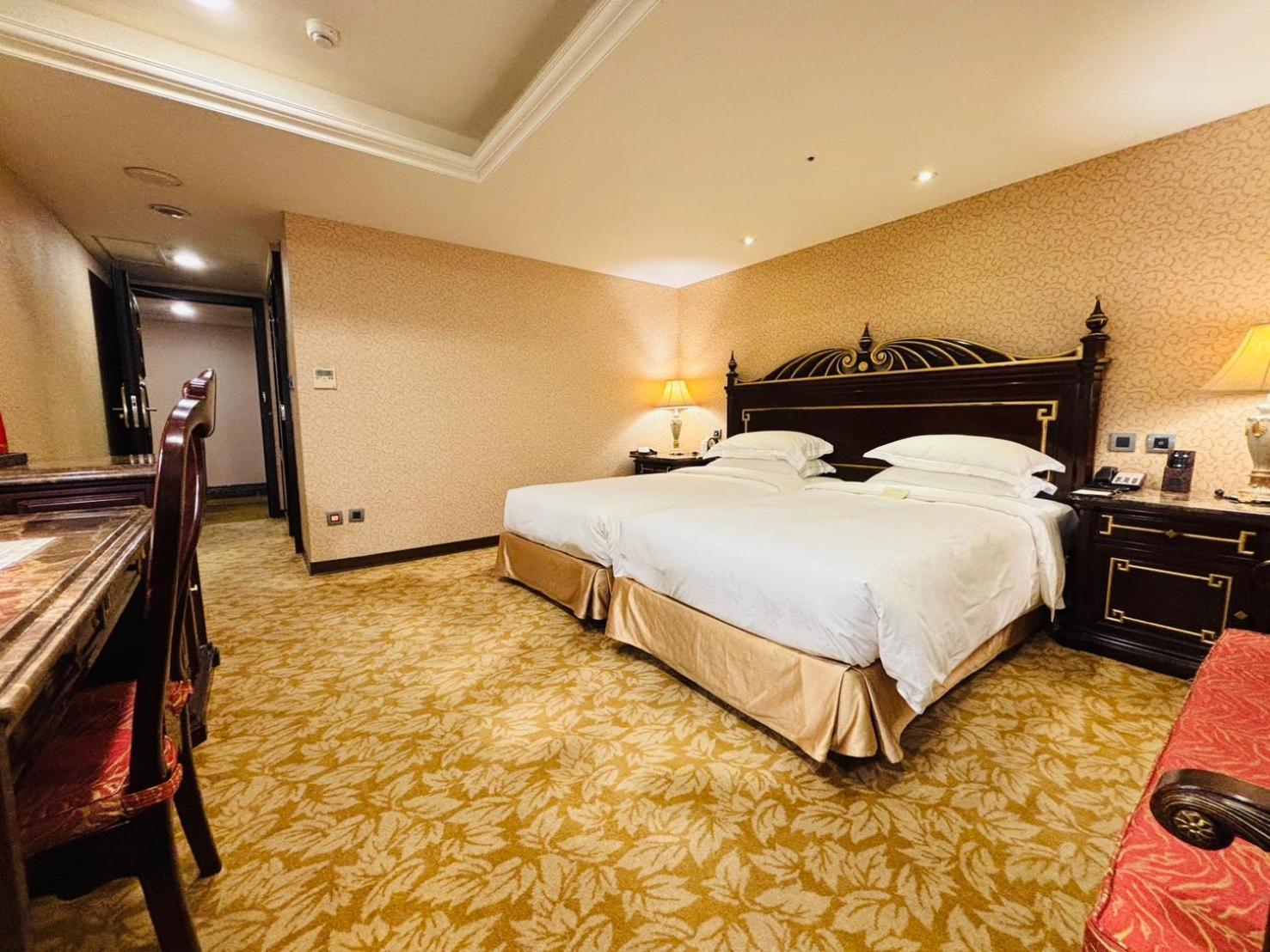 Royal Seasons Hotel Taipei ‧ Nanjing W. Exterior foto
