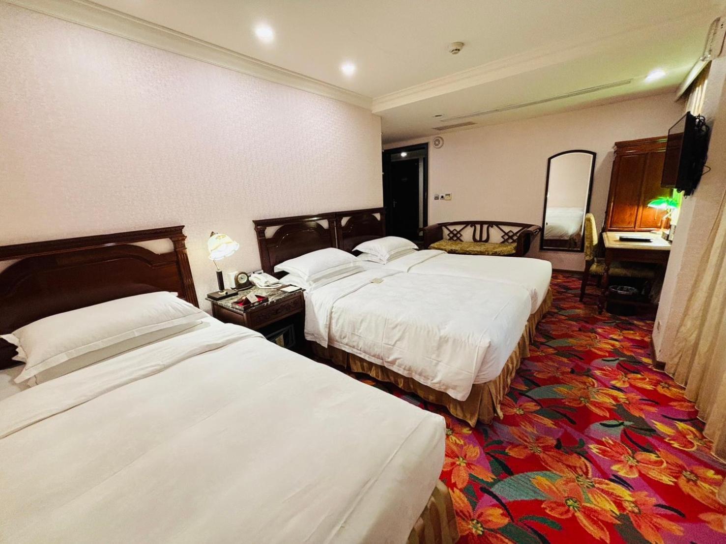 Royal Seasons Hotel Taipei ‧ Nanjing W. Exterior foto